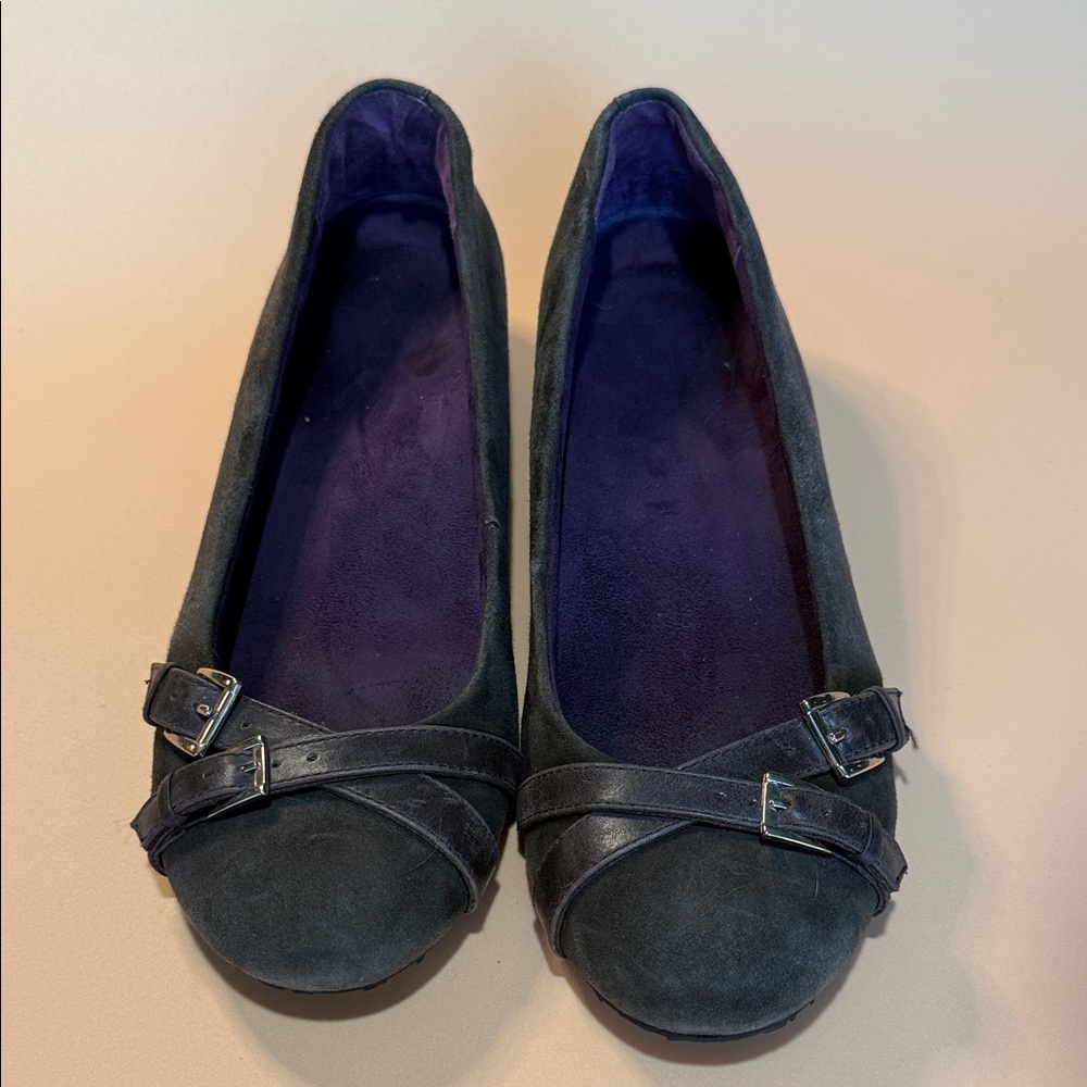 orthaheel Black Suede Ballet Flats with Buckle Straps - Picture 4 of 5